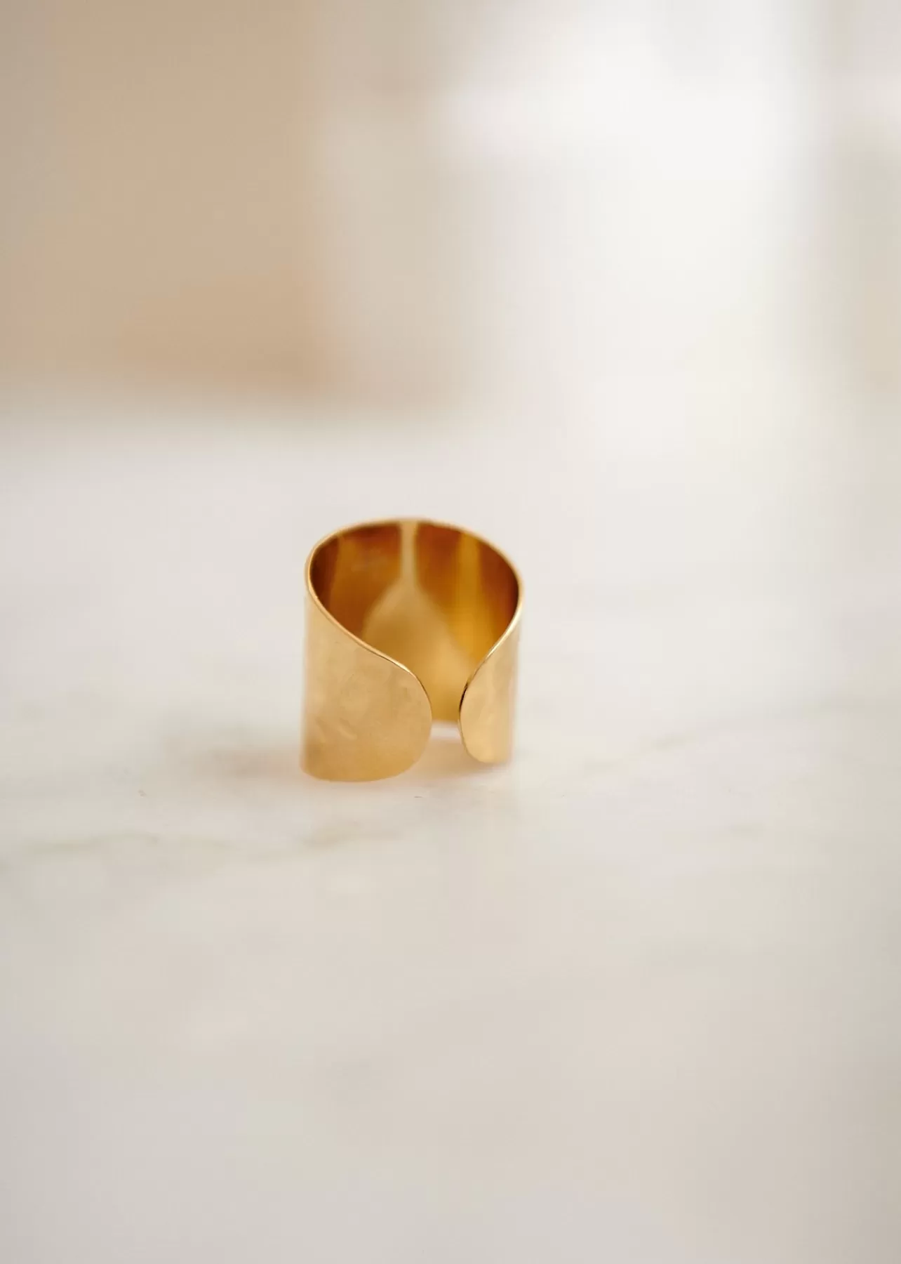 bague_colleen_2.webp Motus Boutique Bague Colleen< Bagues