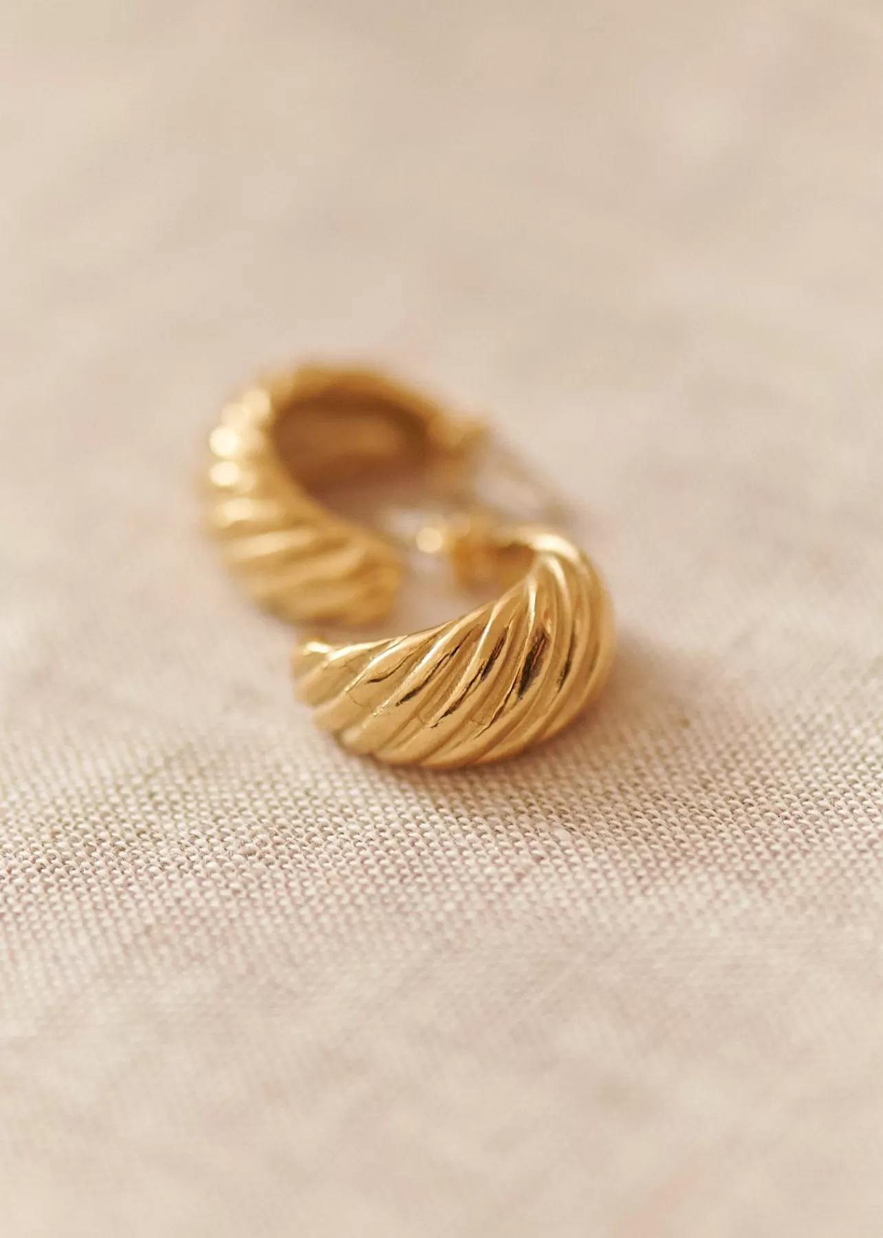 boucles_doreilles_louka_2.webp Motus Boutique Boucles d'oreilles Louka< Boucles D'oreilles