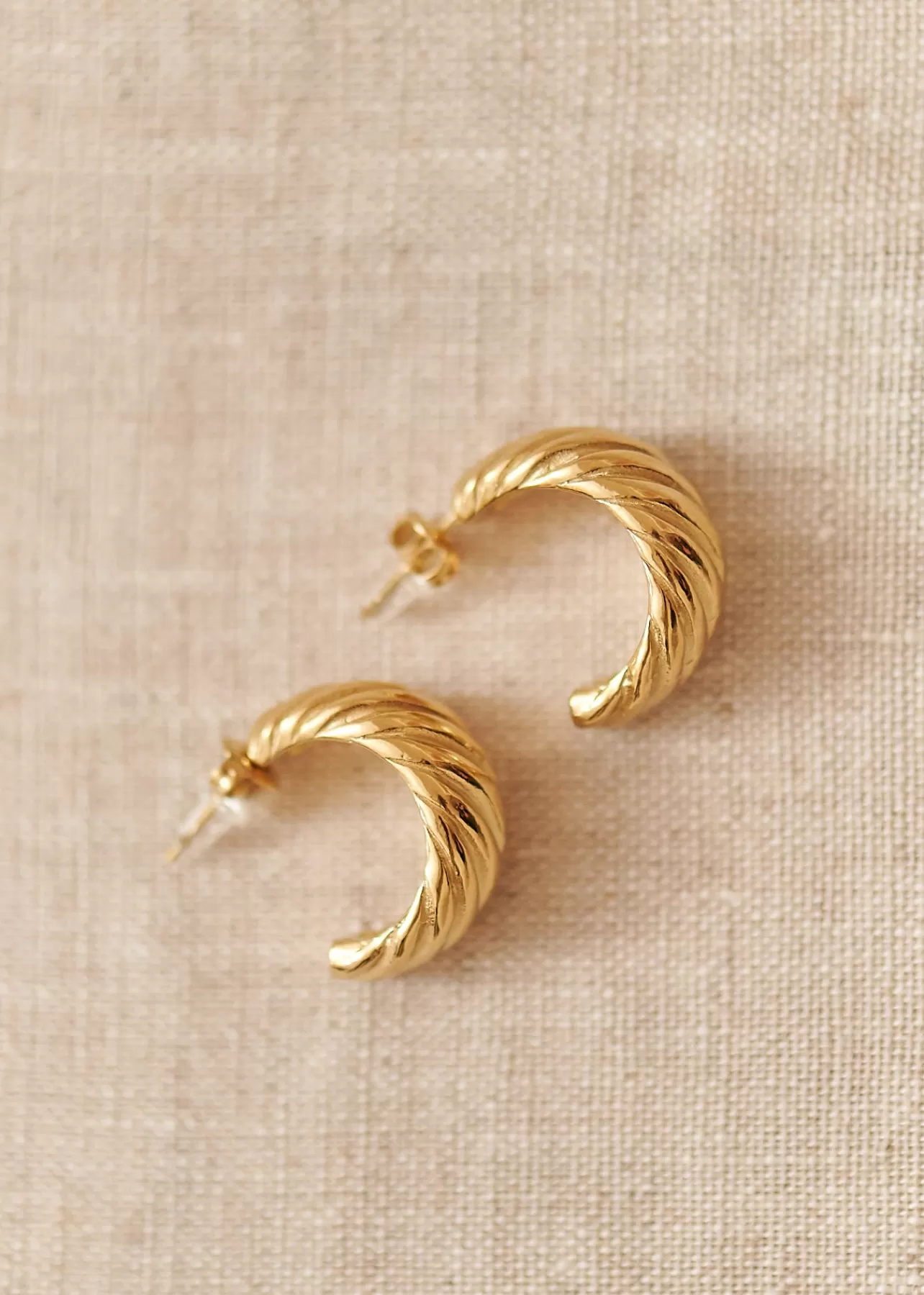 boucles_doreilles_louka_3.webp Motus Boutique Boucles d'oreilles Louka< Boucles D'oreilles