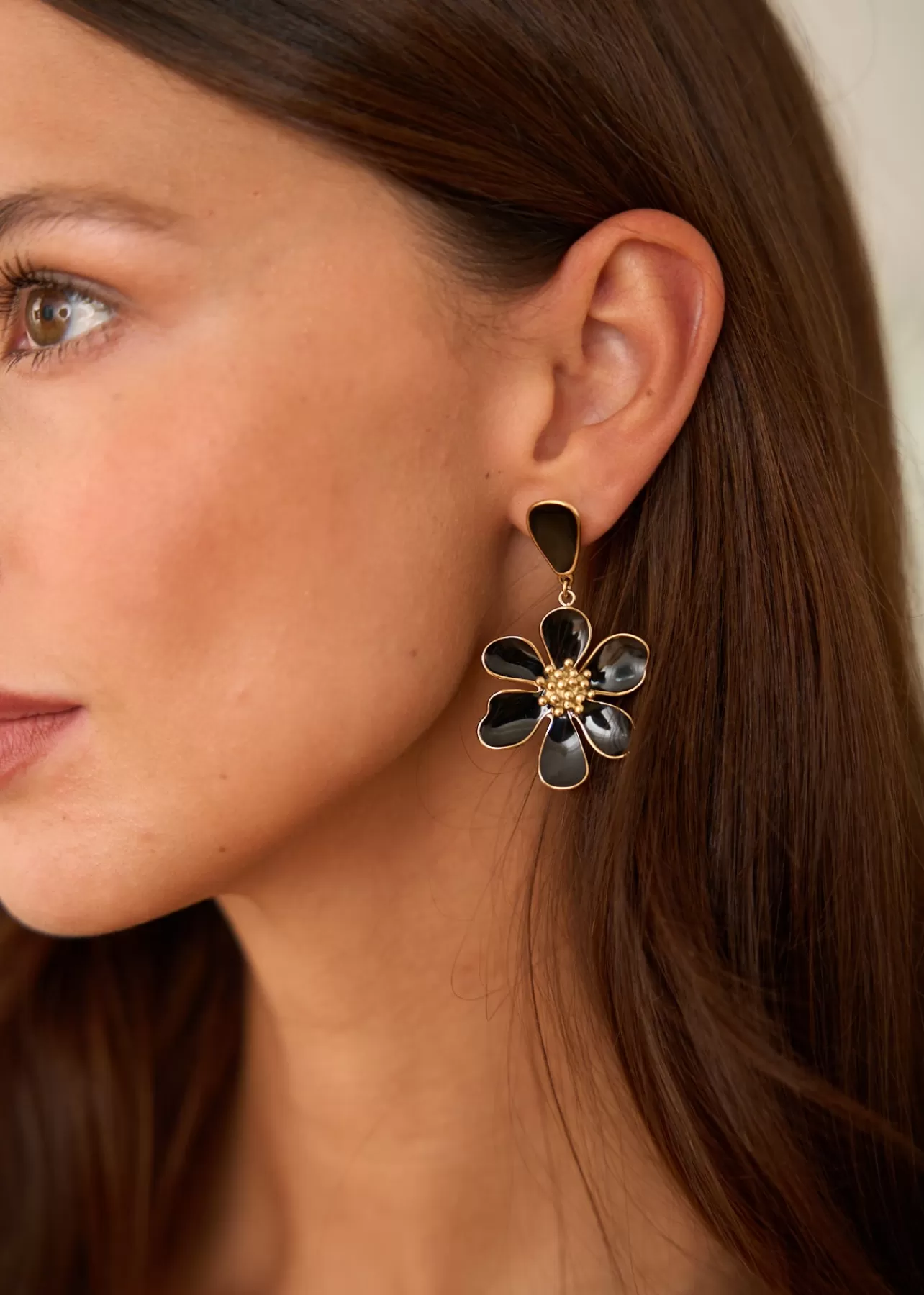 boucles_doreilles_nova_3.webp Motus Boutique Boucles d'oreilles Nova< Boucles D'oreilles